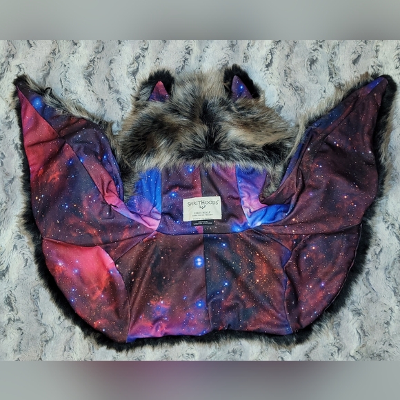 Spirithoods LE Grey Wolf Galaxy Shawl - Picture 3 of 5